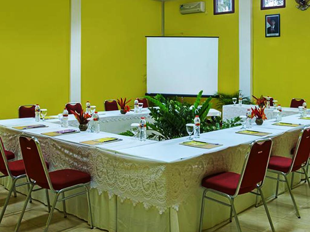 Margo Utomo Hill View Resort Banyuwangi  Exterior photo